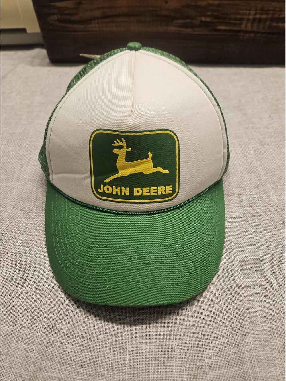 Vintage John Deere Mesh-Back Trucker Hat NWT